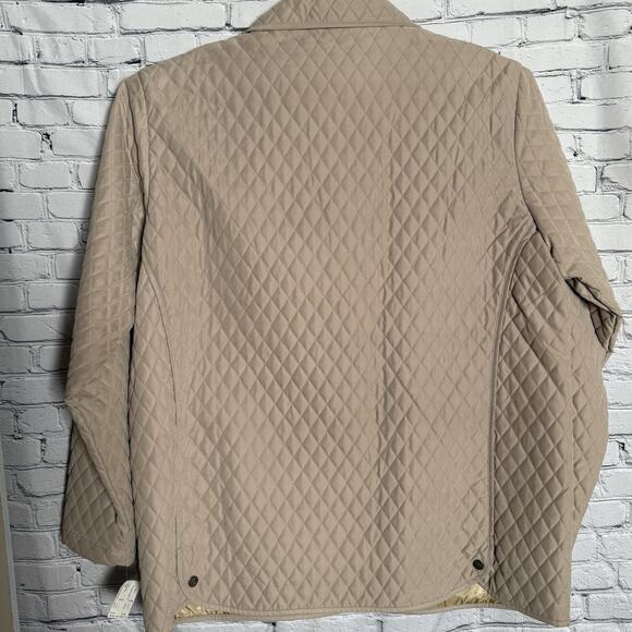 Cutter & Buck Ladies Tan Quilted Jacket, NWT, Side Pockets, Snap Relief, XL - Picture 9 of 10
